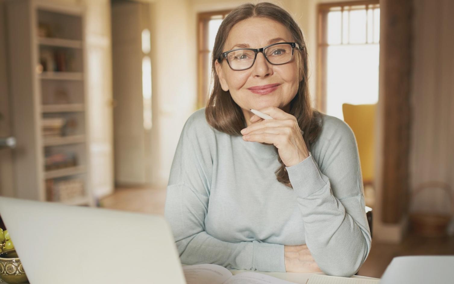 Community discussion about market trends and investment strategies